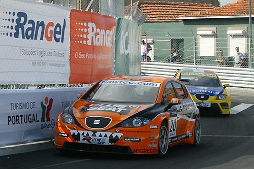 WTCC: Coronel knap vierde: "Je moet direct de beuk erin gooien"